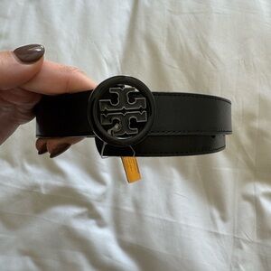 Tory Burch 1” Enamel Logo Belt - black - NWT
